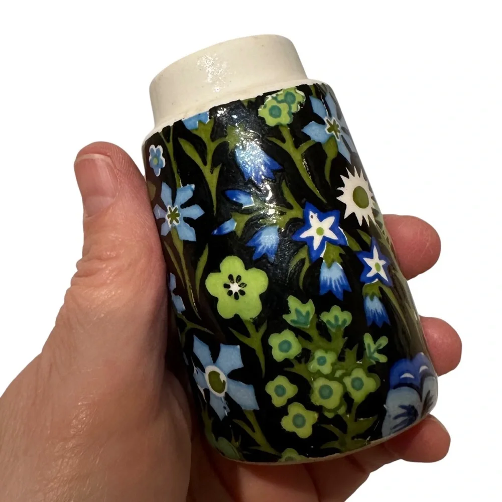 Napcoware Floral Ceramic Bowl and Shakers Set - Picture 9 of 14